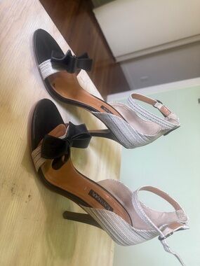 Kay Unger Black and white Bow Ankle-Strap Heels